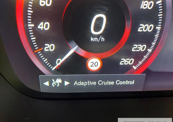 Volvo V60 Cross Country cena 178000 przebieg: 63043, rok produkcji 2021 z Legionowo małe 379